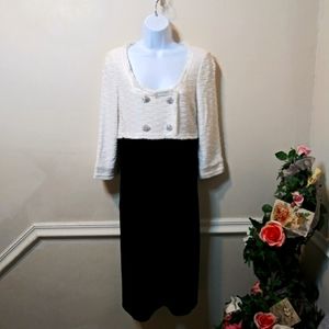 St. John Chanel-Like Rhinestone Buttoned Ivory & Black Boulce Bodice Dress